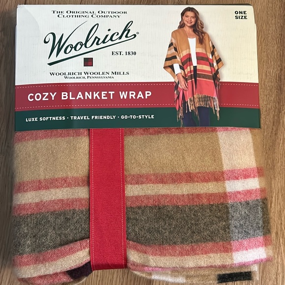 NWT Women’s Woolrich Blanket Wrap - Picture 1 of 3